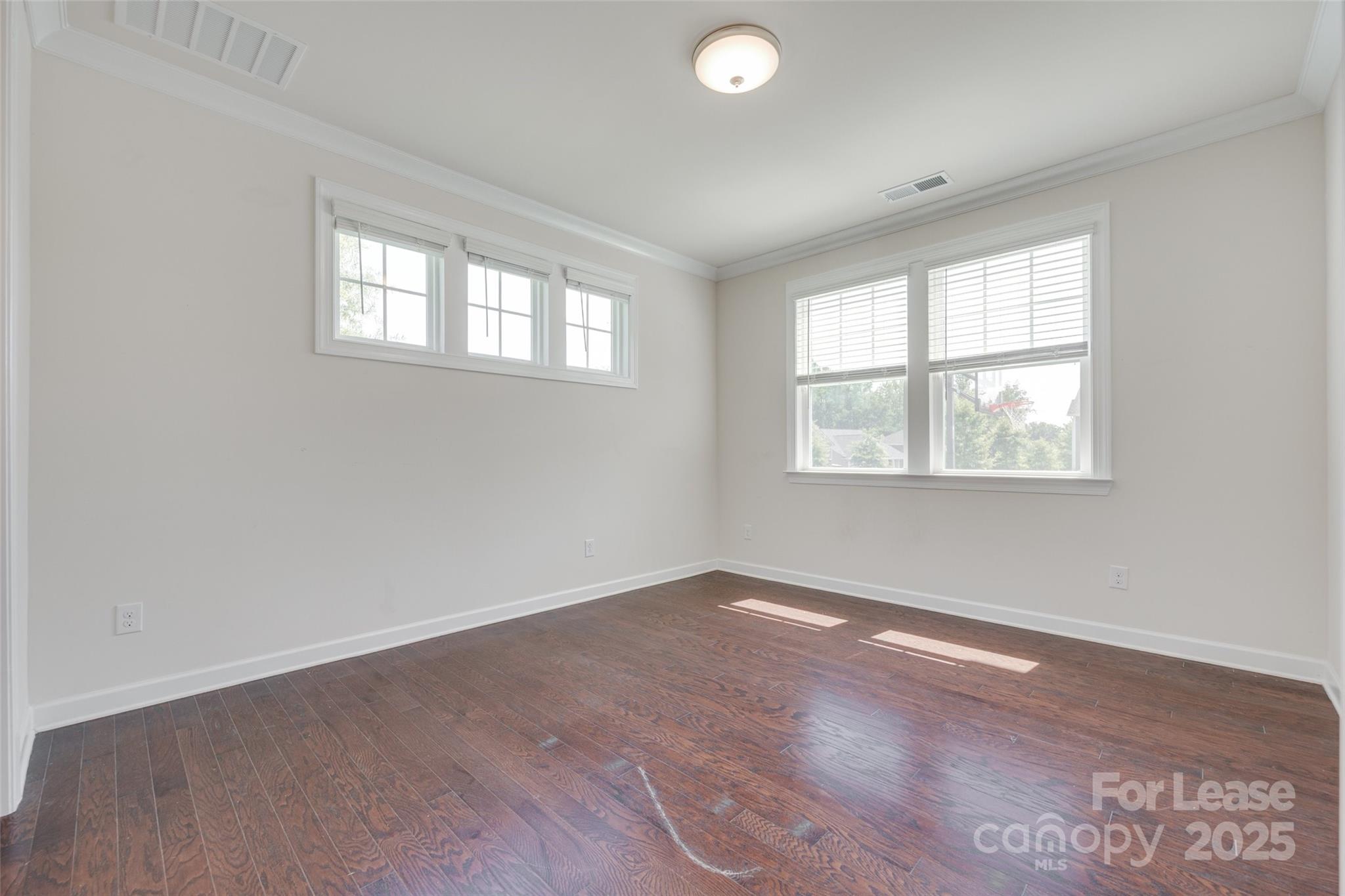 Lake Crest - Residential Lease