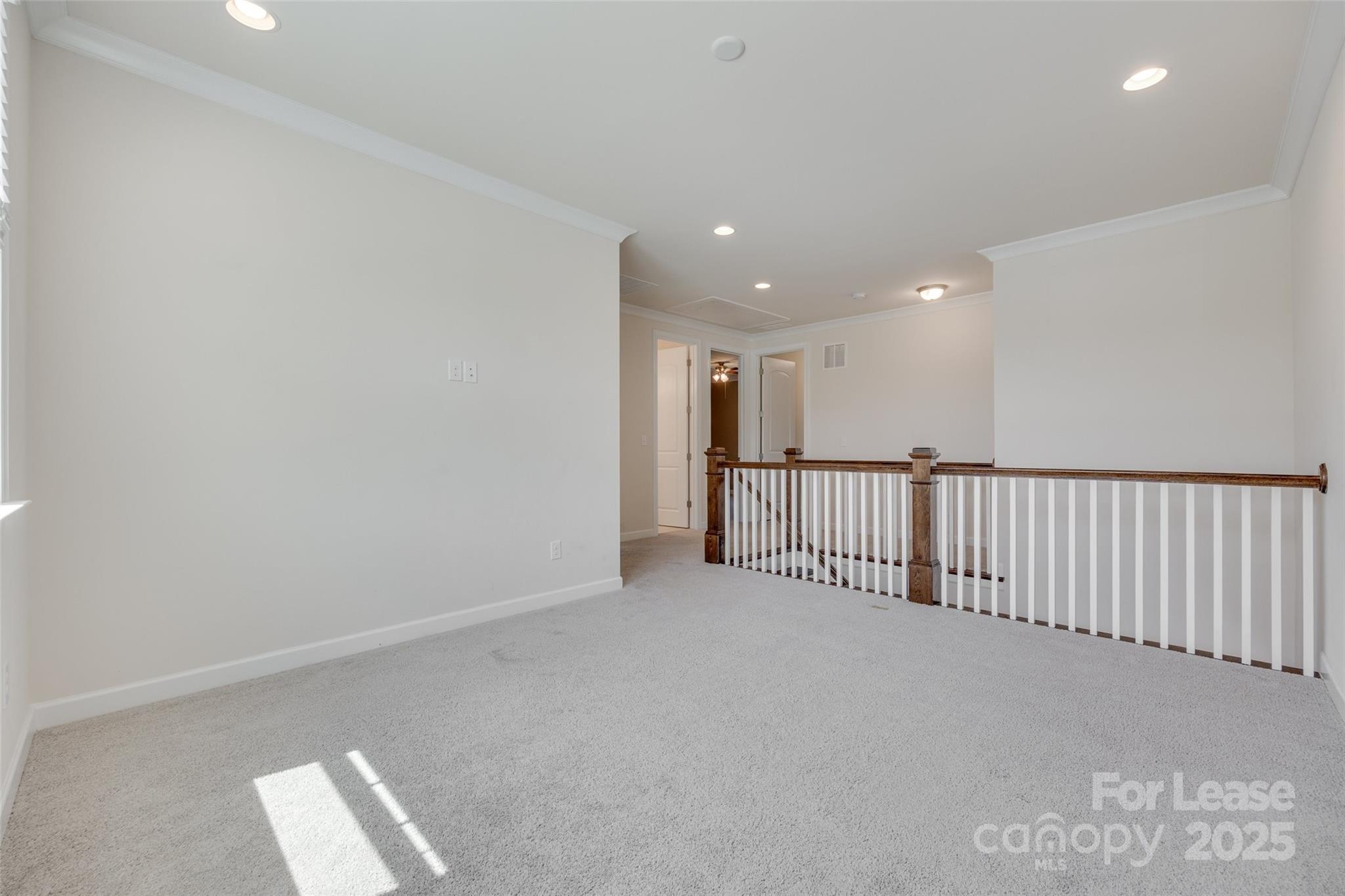 Lake Crest - Residential Lease