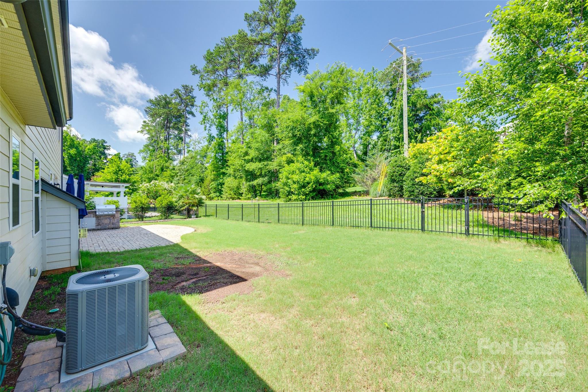 Lake Crest - Residential Lease