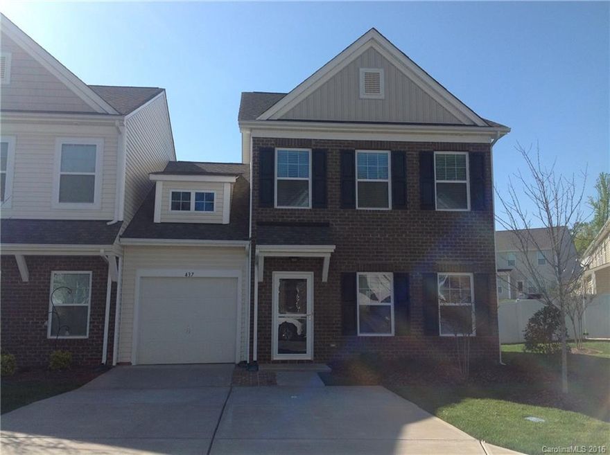 Won't last!! MASTER Down and an END unit. designer selected colors/finishes & efficient floor plan. 3bd/2.5 bath home, second floor bonus/ loft , 2 add'l bedrooms & finished bonus room currently being used as an extra walk in closet, large flagstone patio and its very own hot tub, lanai,  stone gas fire pit and privacy fence,  HW flrs, Ceramic Tile, SS, Granite, Upgrades Cabinets, Seller providing Old Republic warranty. gated community!! Close to Lake Wylie access, Clover Schools!!