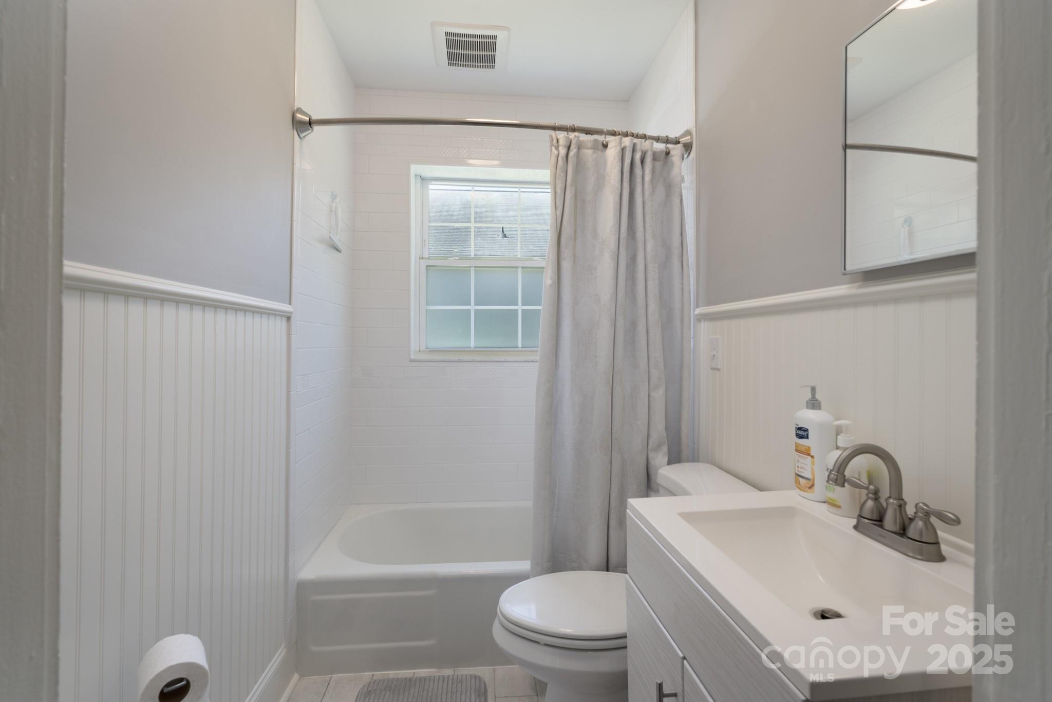 Seventeen Acres - Residential