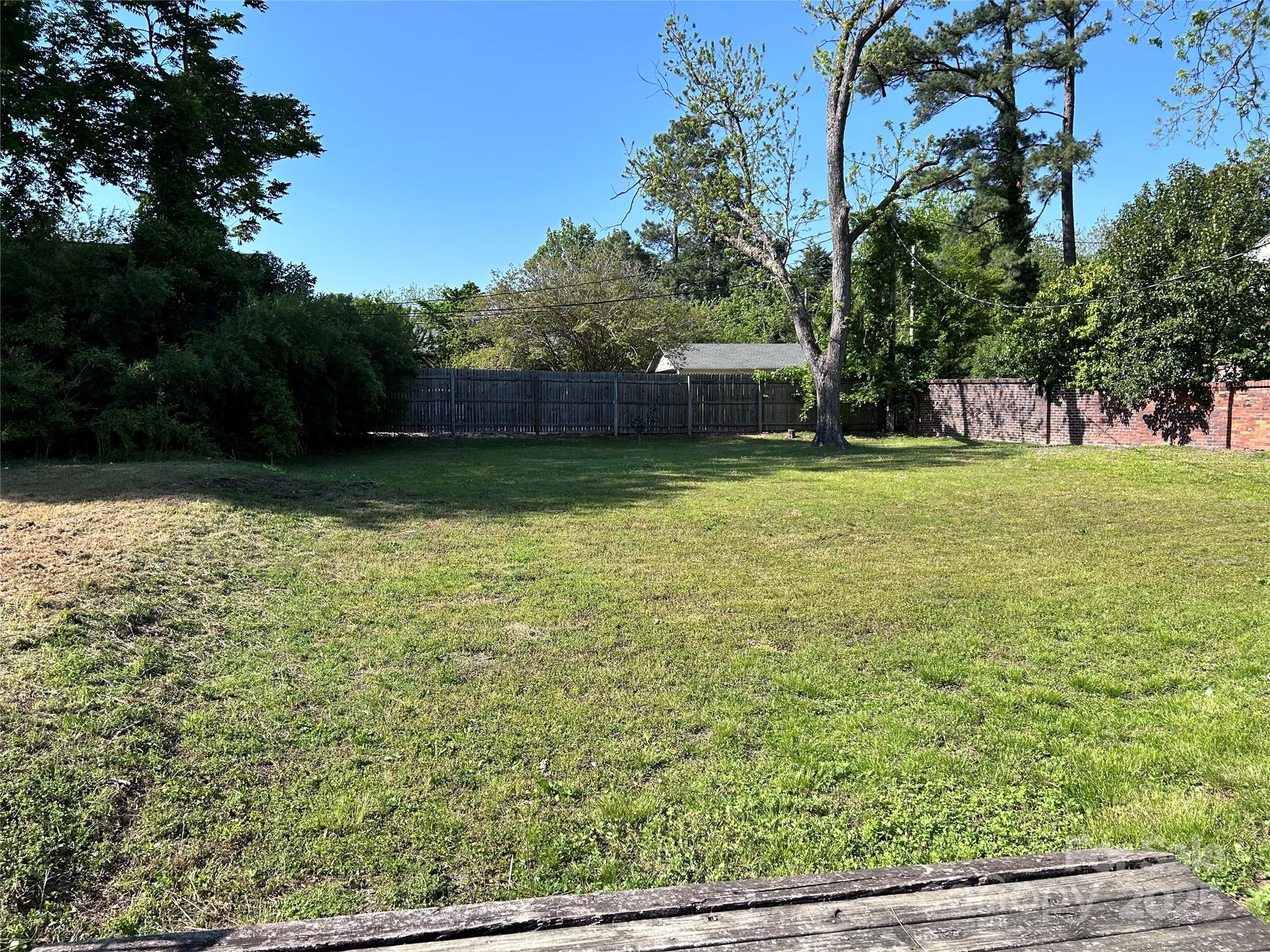 Seventeen Acres - Residential