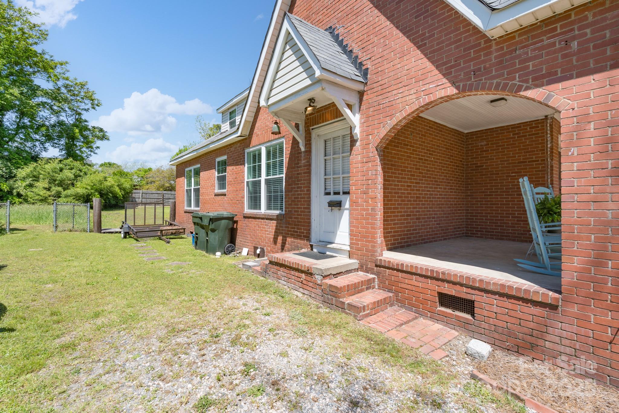 Seventeen Acres - Residential