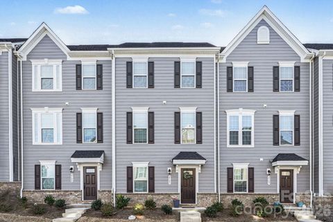 2105 Autumn Olive Lane Matthews NC 28104