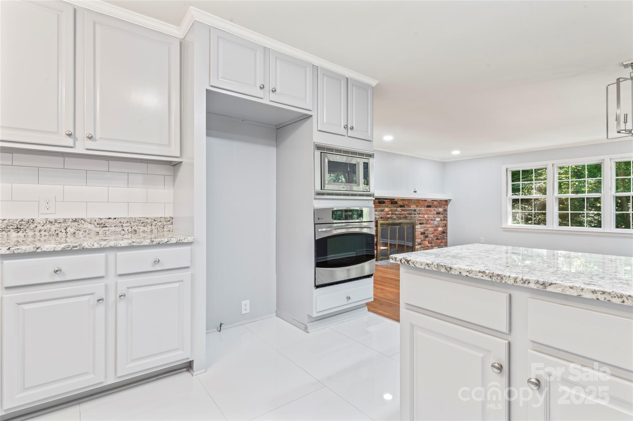 8101 Kerrybrook Circle