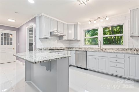 8101 Kerrybrook Circle Charlotte NC 28214