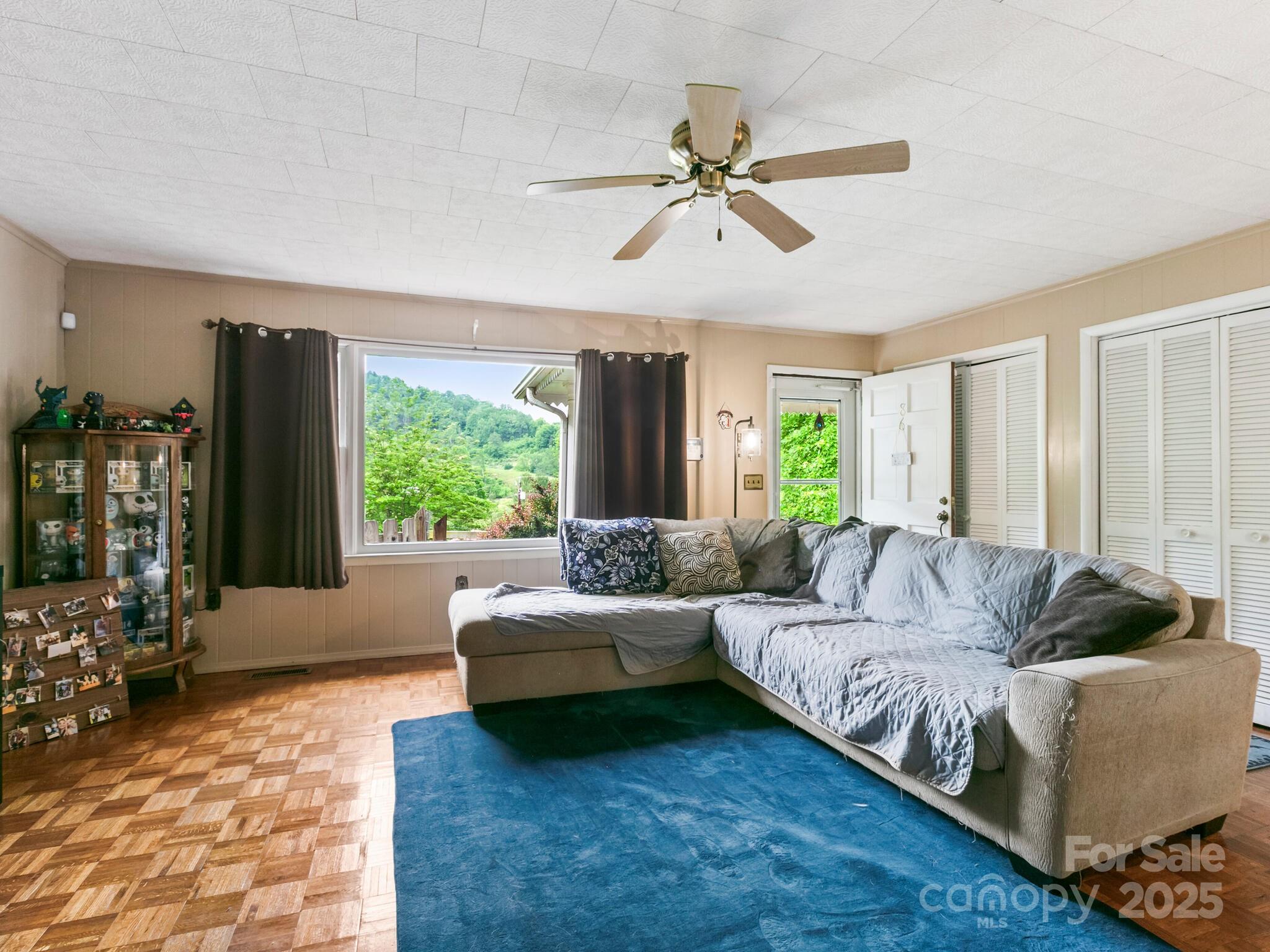 86 Hawk Haven Cove