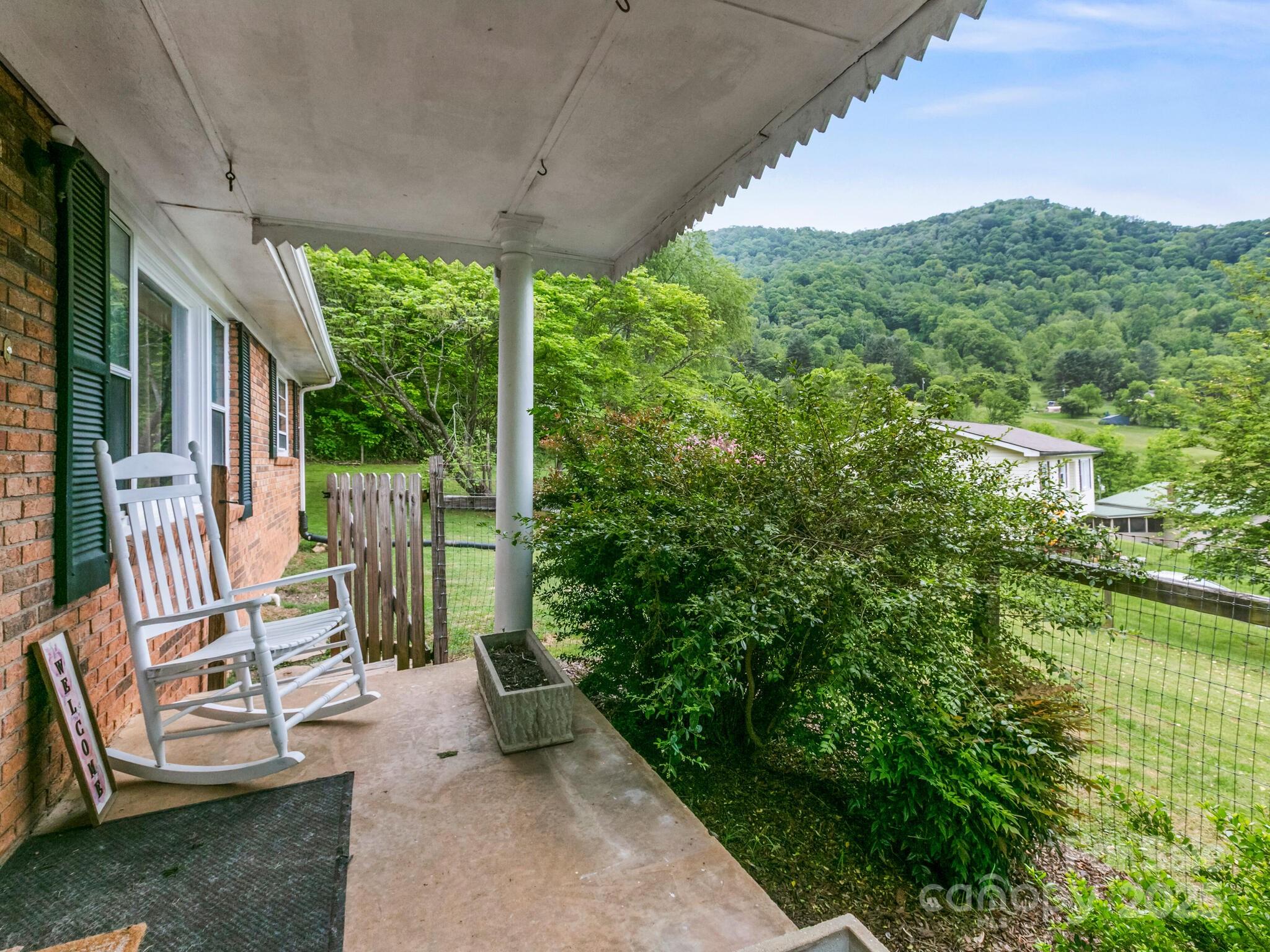 86 Hawk Haven Cove