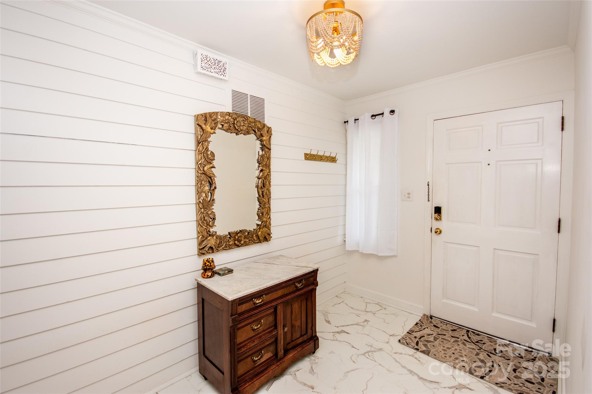 899 Wendover Road 29