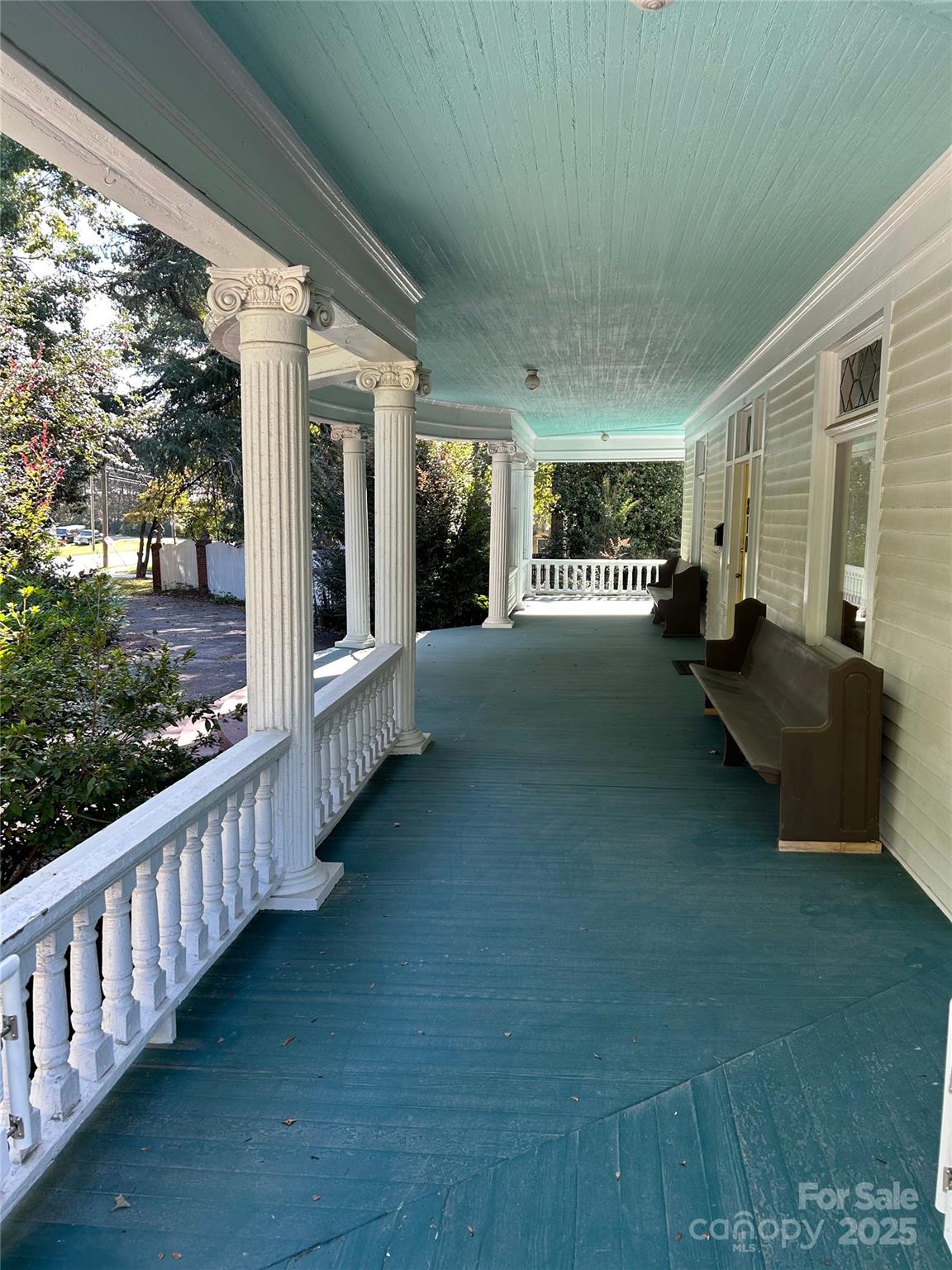 810 E Franklin Street