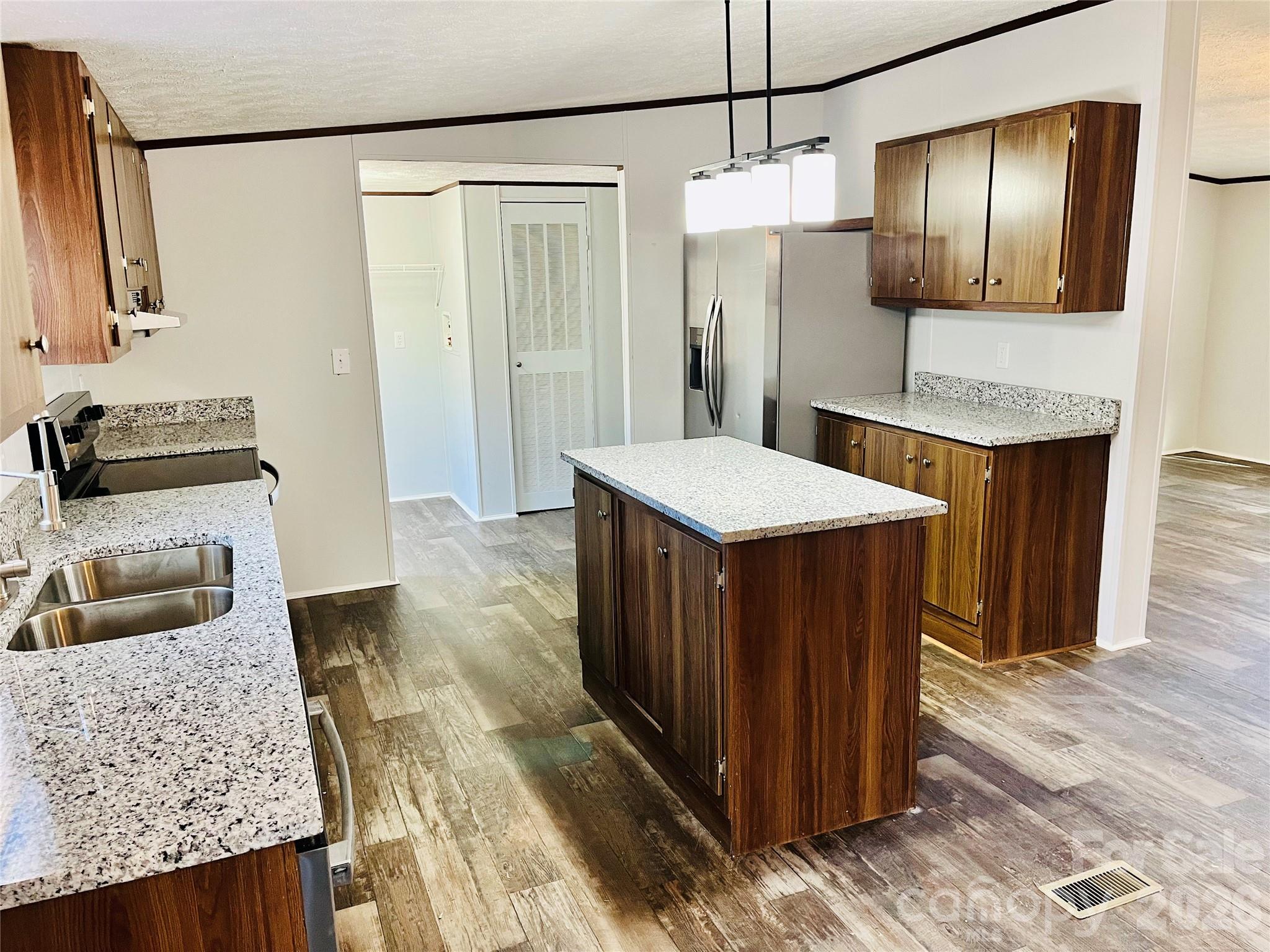 Sandy Springs - Residential