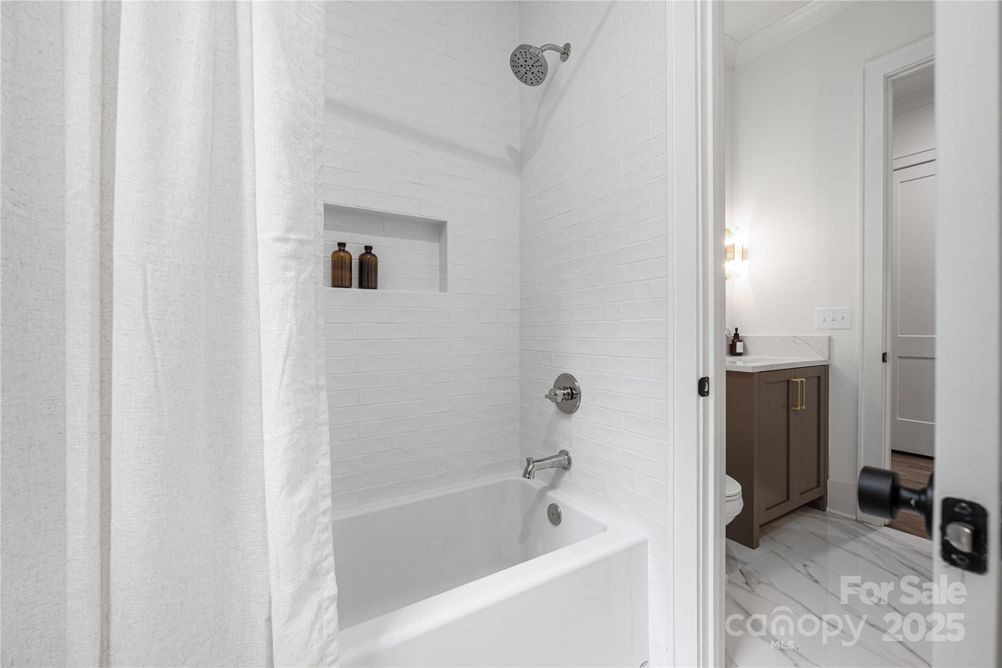 Villa Heights - Residential