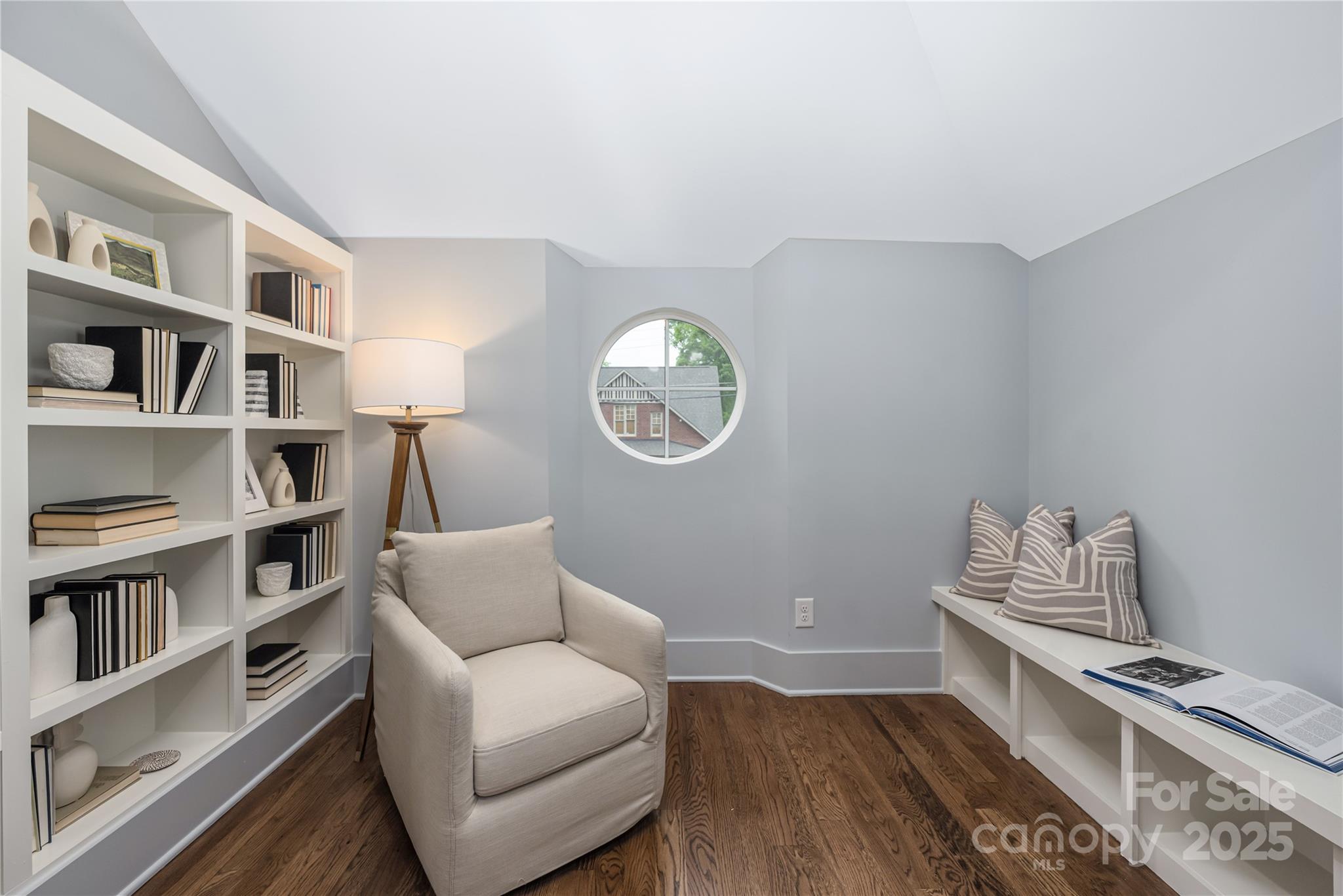 Villa Heights - Residential