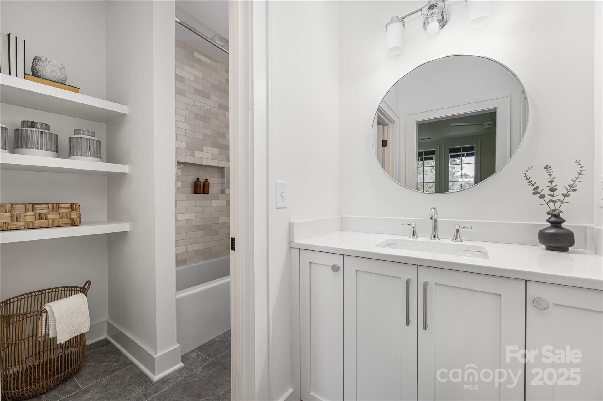 Villa Heights - Residential