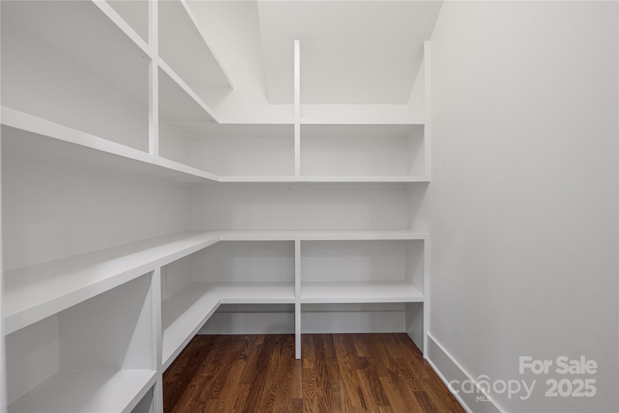 Villa Heights - Residential