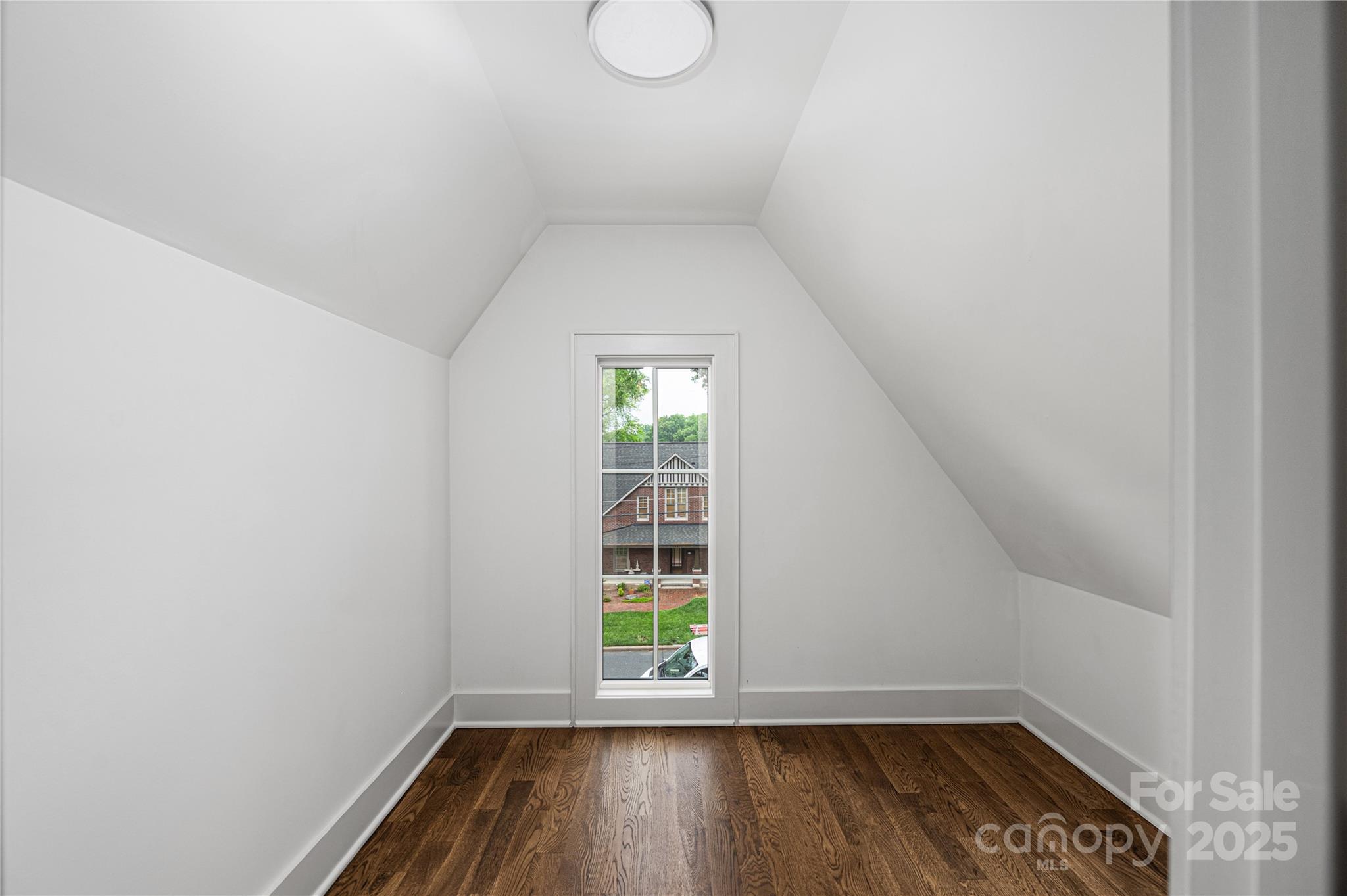 Villa Heights - Residential