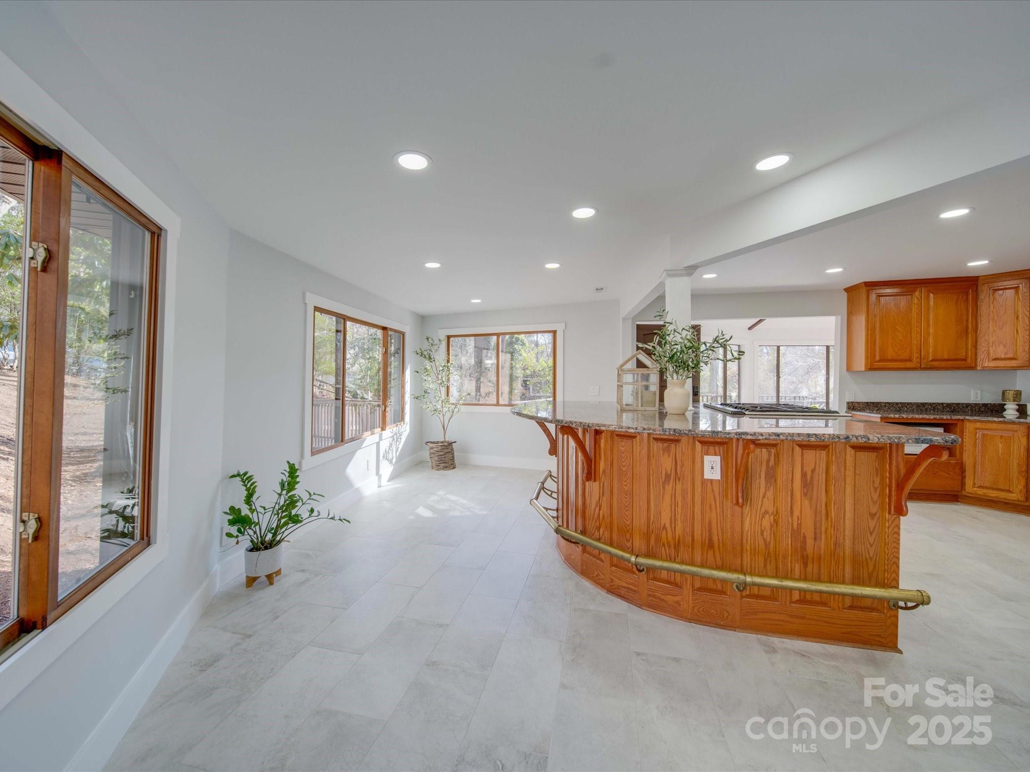 2143 Manawa Lane
