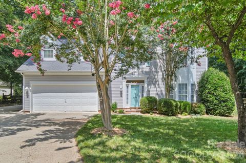 Photo of 9136 Whittel Place, Charlotte, NC 28216 (MLS # 4402060)