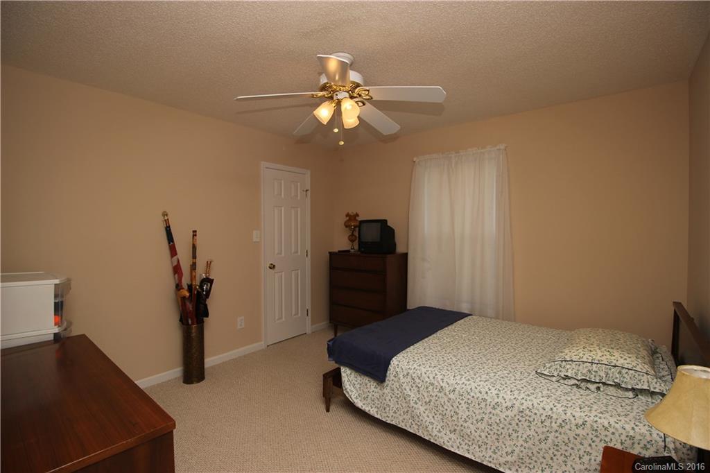 Amity Acres - Residential