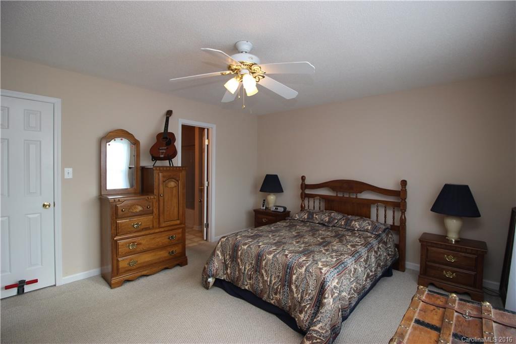 Amity Acres - Residential