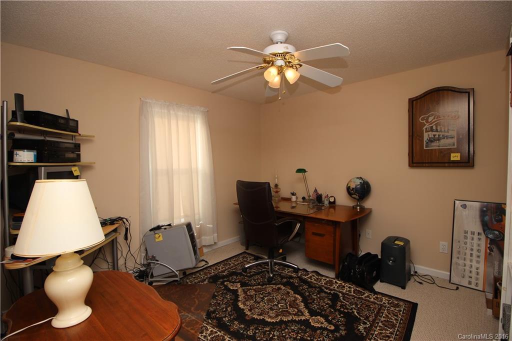 Amity Acres - Residential