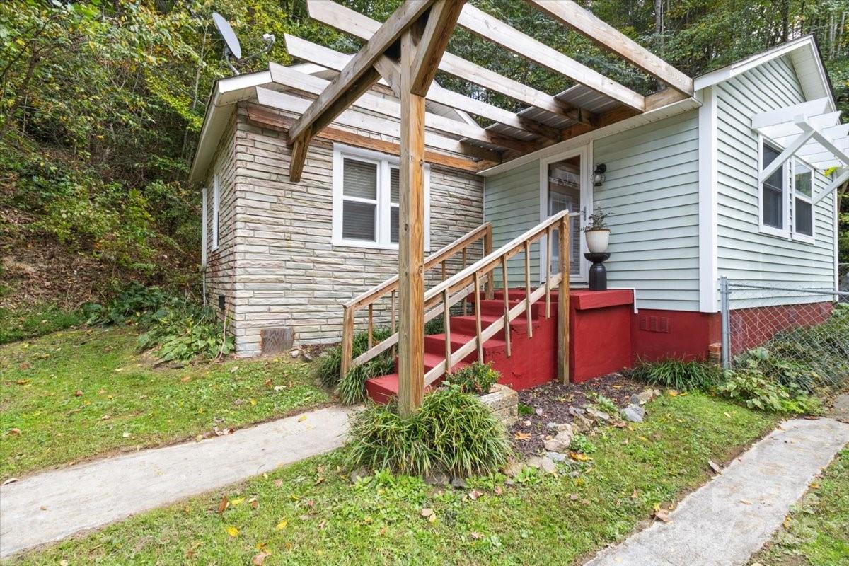 14840 US 25/70 Highway