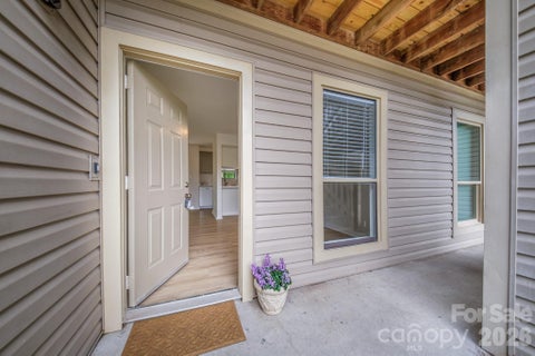 Photo of 11022 Running Ridge Road, Charlotte, NC 28226 (MLS # 4422317)
