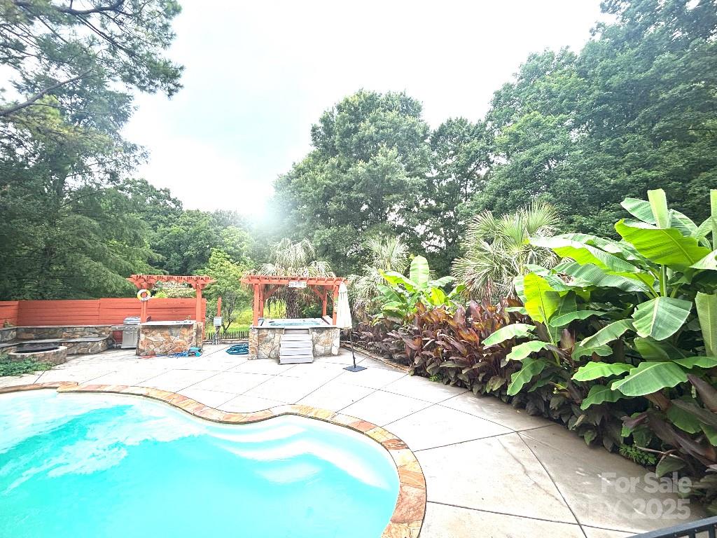 Beacon Knoll - Residential