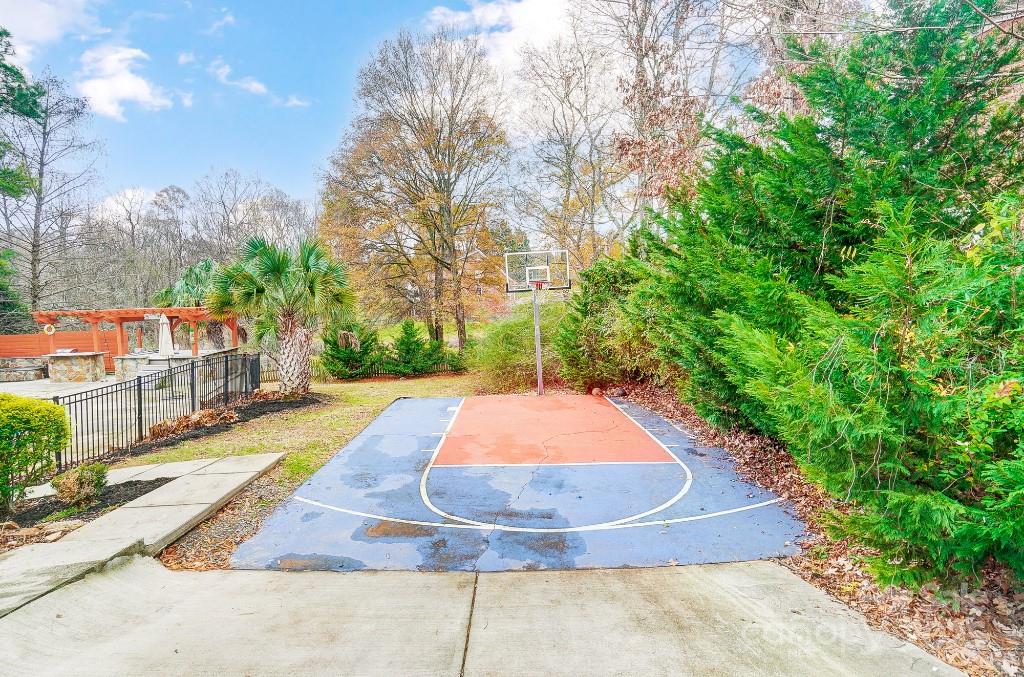 Beacon Knoll - Residential