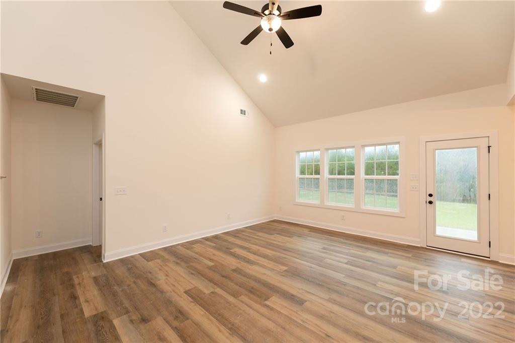 Stonecrest Meadows - Residential