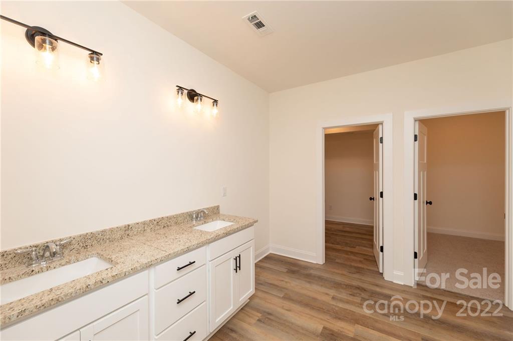 Stonecrest Meadows - Residential