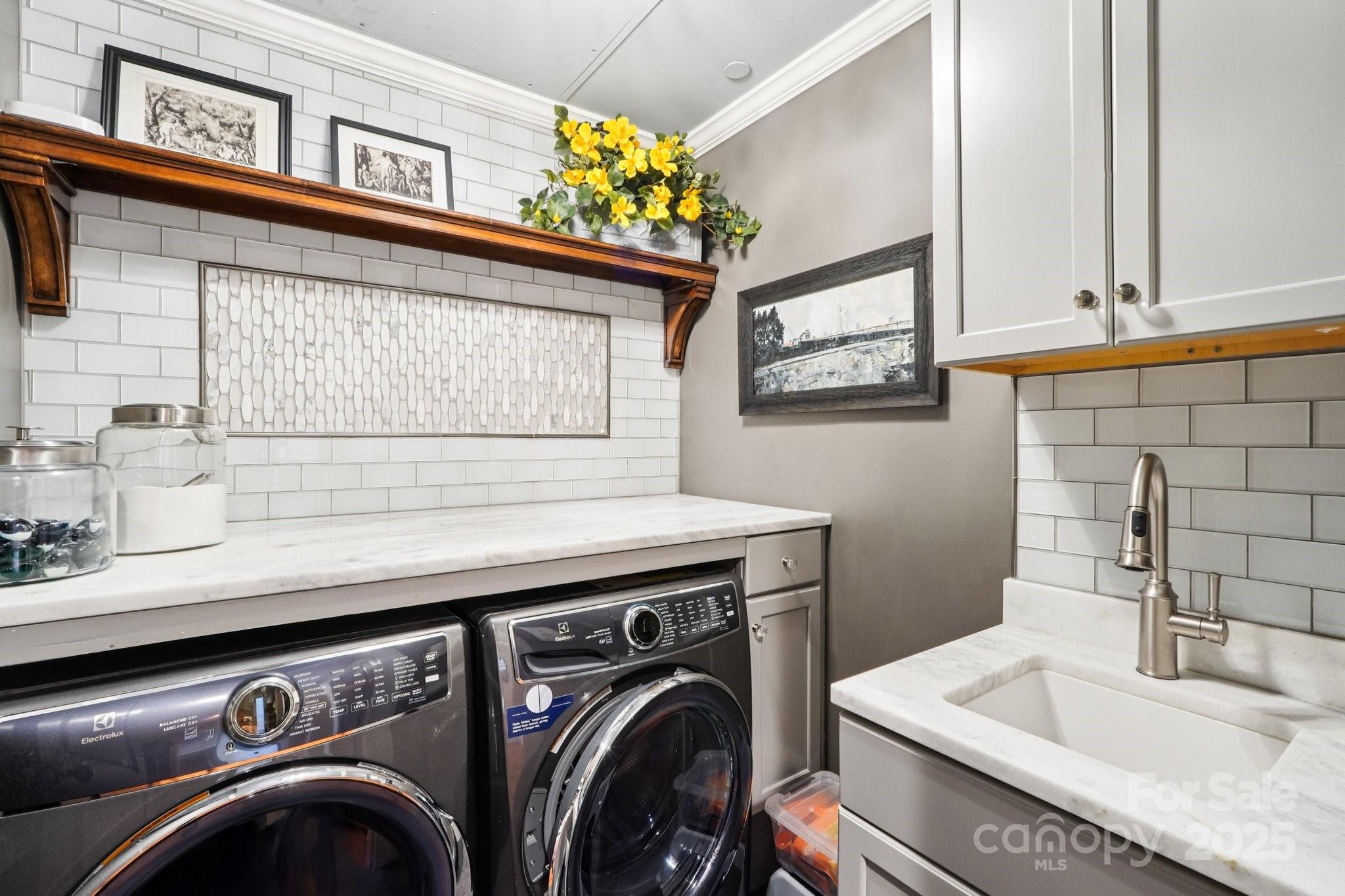 Settlers Place - Residential