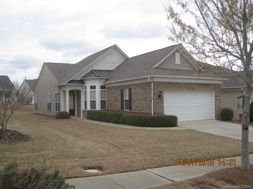 Fantastic 3 bedroom 2 bath home in desirable retirement community of Sun City!  AGE RESTRICTED, 55+ COMMUNITY! Million dollar amenities and lawn care is provided! Bring your golf cart! Fully equipped kitchen & breakfast area. Formal dining room & living room combination. Sunroom w/ access to rear patio. Master suite w/ walk-in closet & full private bath w/ dual sink vanity and large shower. 2 additional bedrooms and a guest bathroom.