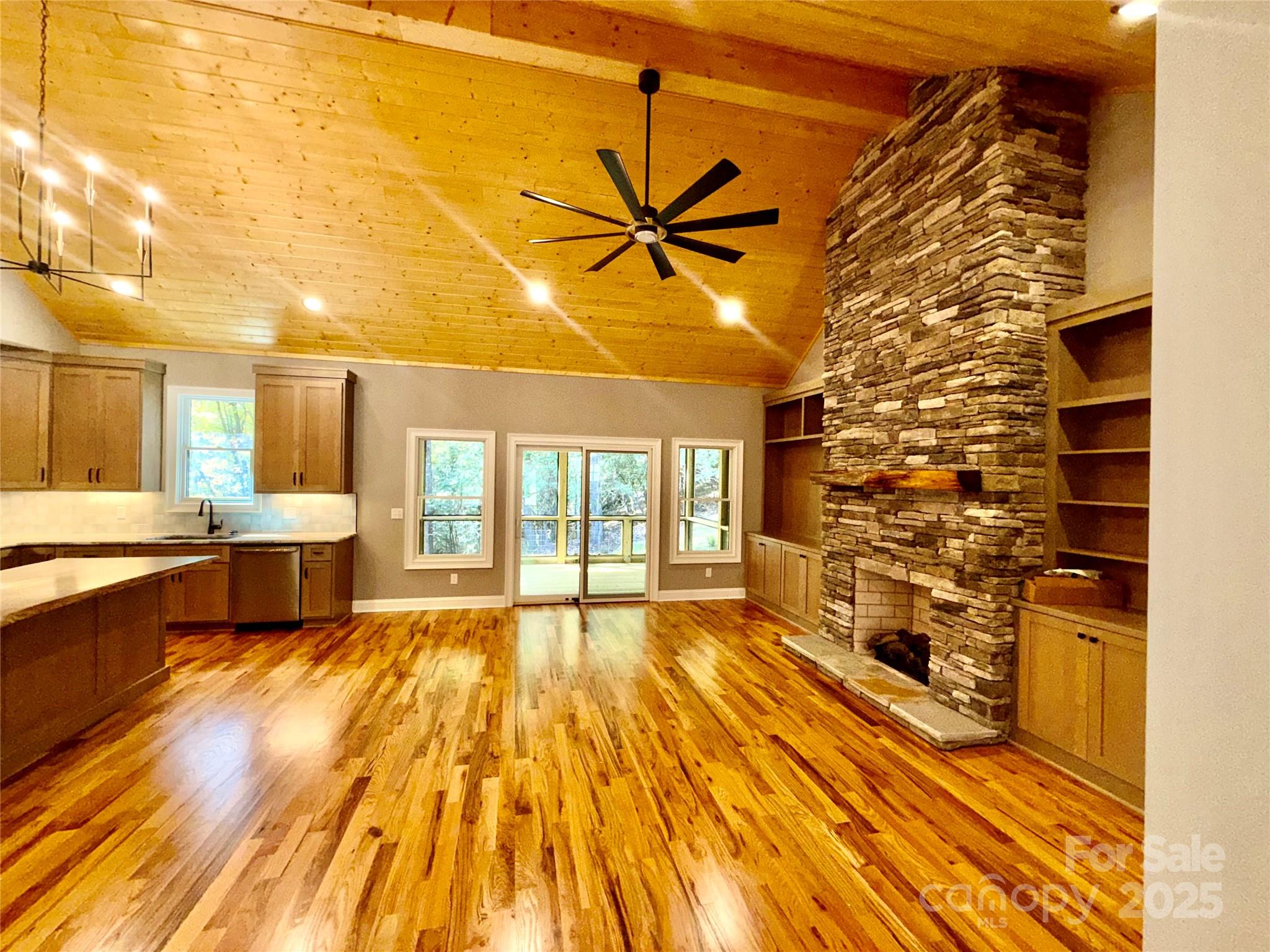 Connestee Falls - Residential