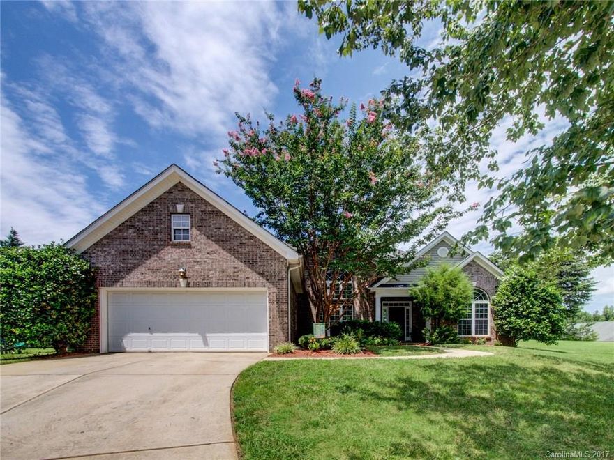 Spacious cul-de-sac ranch w/ split-BR plan & vaulted ceilings. Large, private, fenced back yard w/ mature landscaping & pergola over deck & patio; perfect for entertaining! New vinyl-plank flooring throughout (except 2 carpeted bedrooms) & new HVAC. Home features great room w/ fireplace, spacious master suite w/ tray ceiling, & surround sound (great room & patio). Community pool, tennis, & playground w/in walking distance. Greenway access. Convenient to I-485 & I-77 for an easy commute.