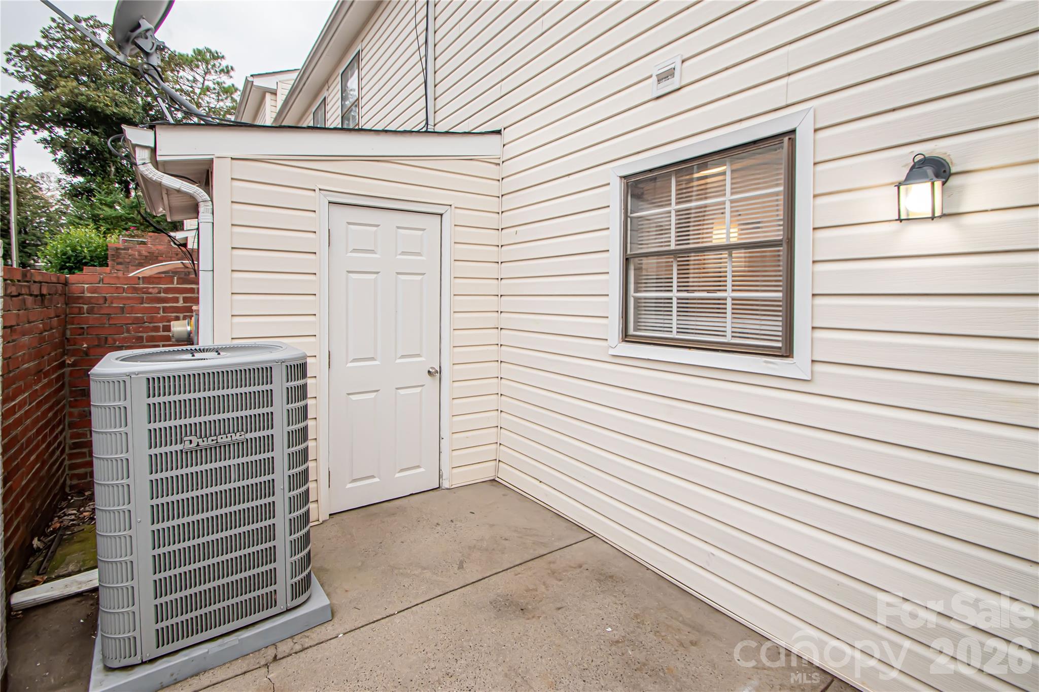 Lexington Commons - Residential