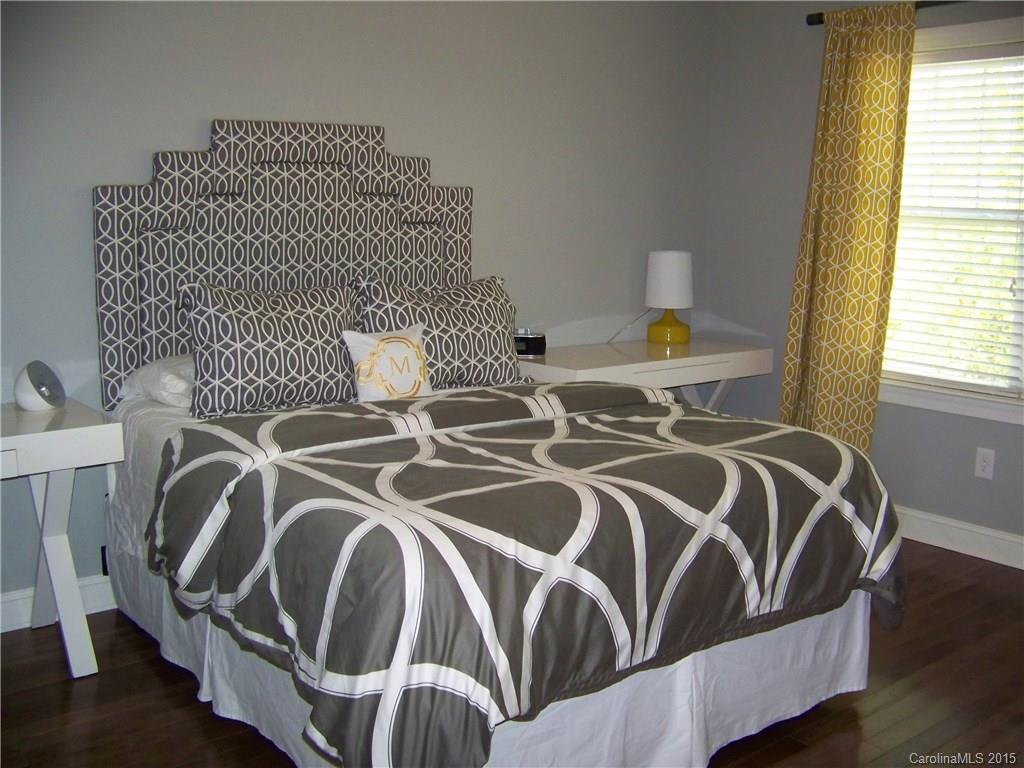 Fox Glen - Residential