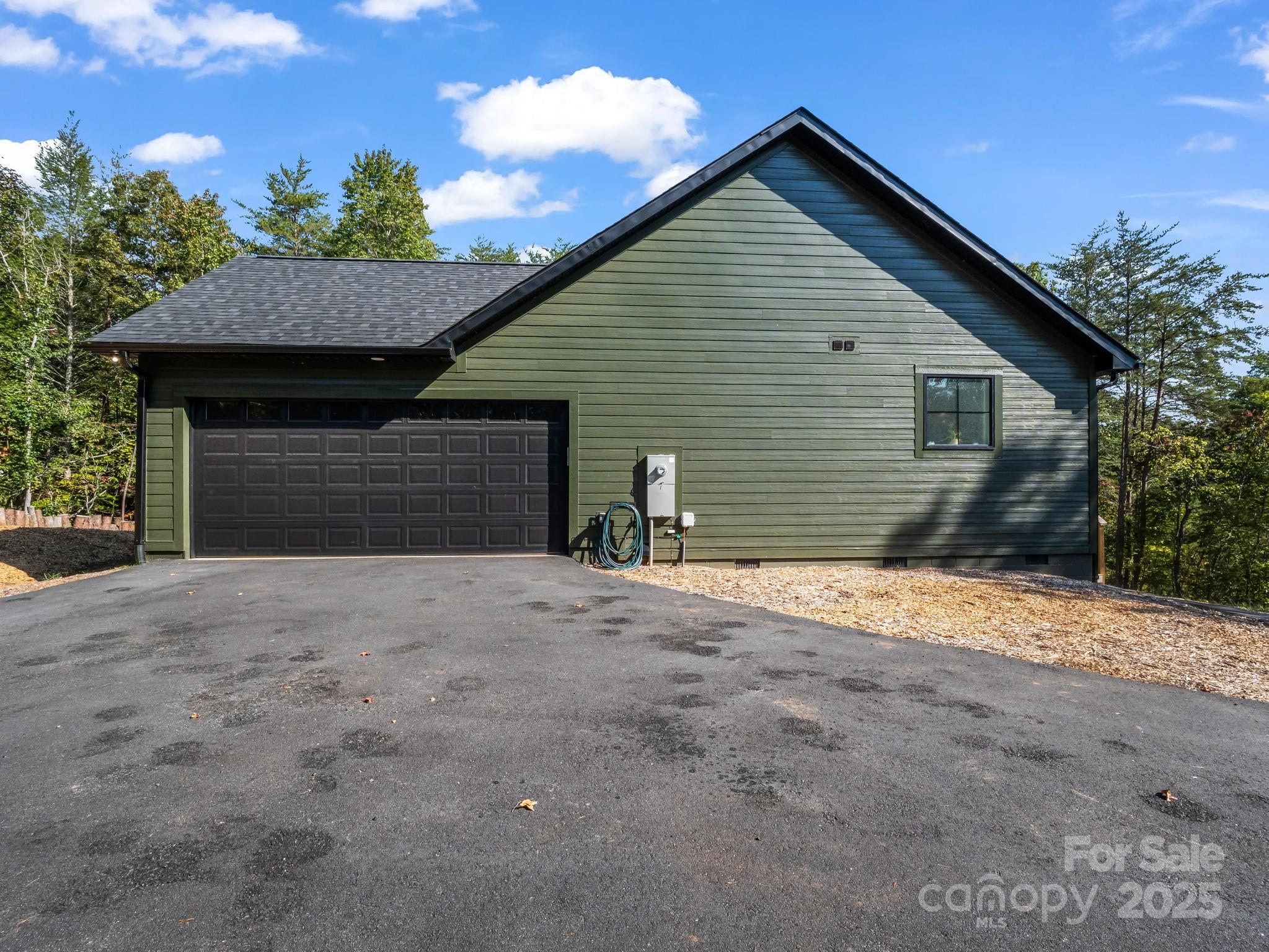 583 Dublin Lane