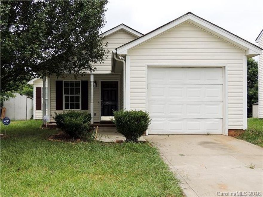 This home has 3 bedrooms and 2 baths, eat in kitchen with appliances. Attached 1 car garage. ALL APPLICATIONS SUBJECT TO NATIONWIDE CRIMINAL, CREDIT, SEX OFFENDER AND EVICTION CHECK. WE DO NOT ACCEPT SECTION 8. DO NOT DISTURB TENANT. ALL PETS ARE CONDITIONAL AND MUST BE APPROVED.