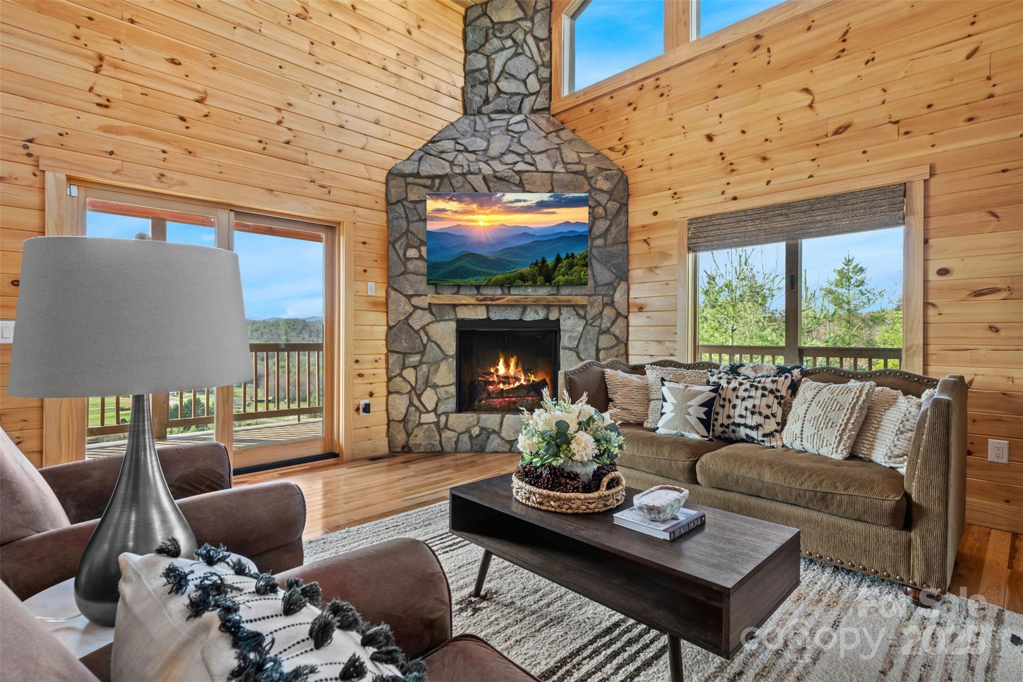 527 Cedar Trail