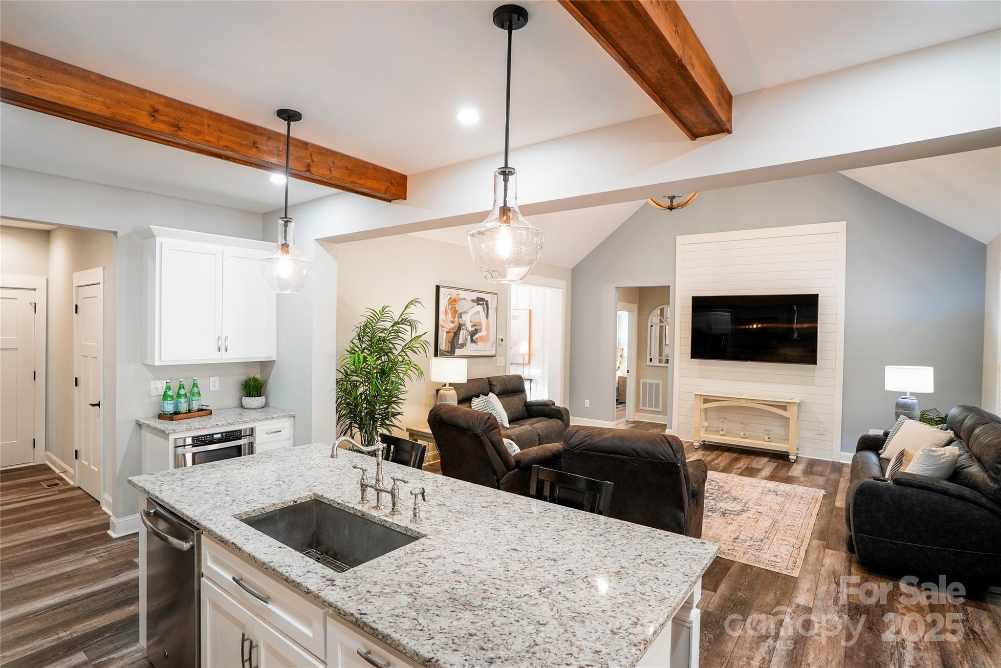 2606 Lee Lawing Road