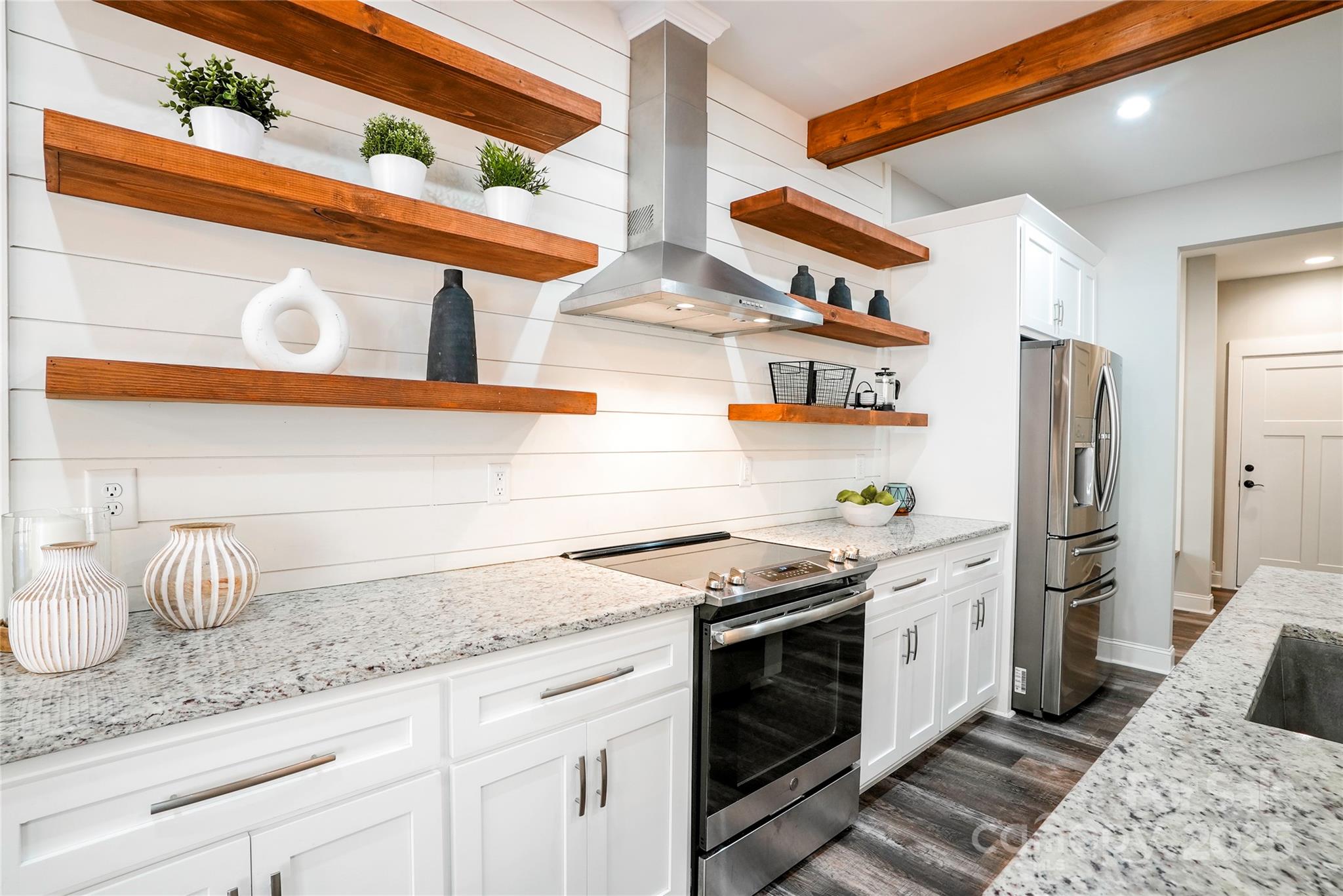 2606 Lee Lawing Road