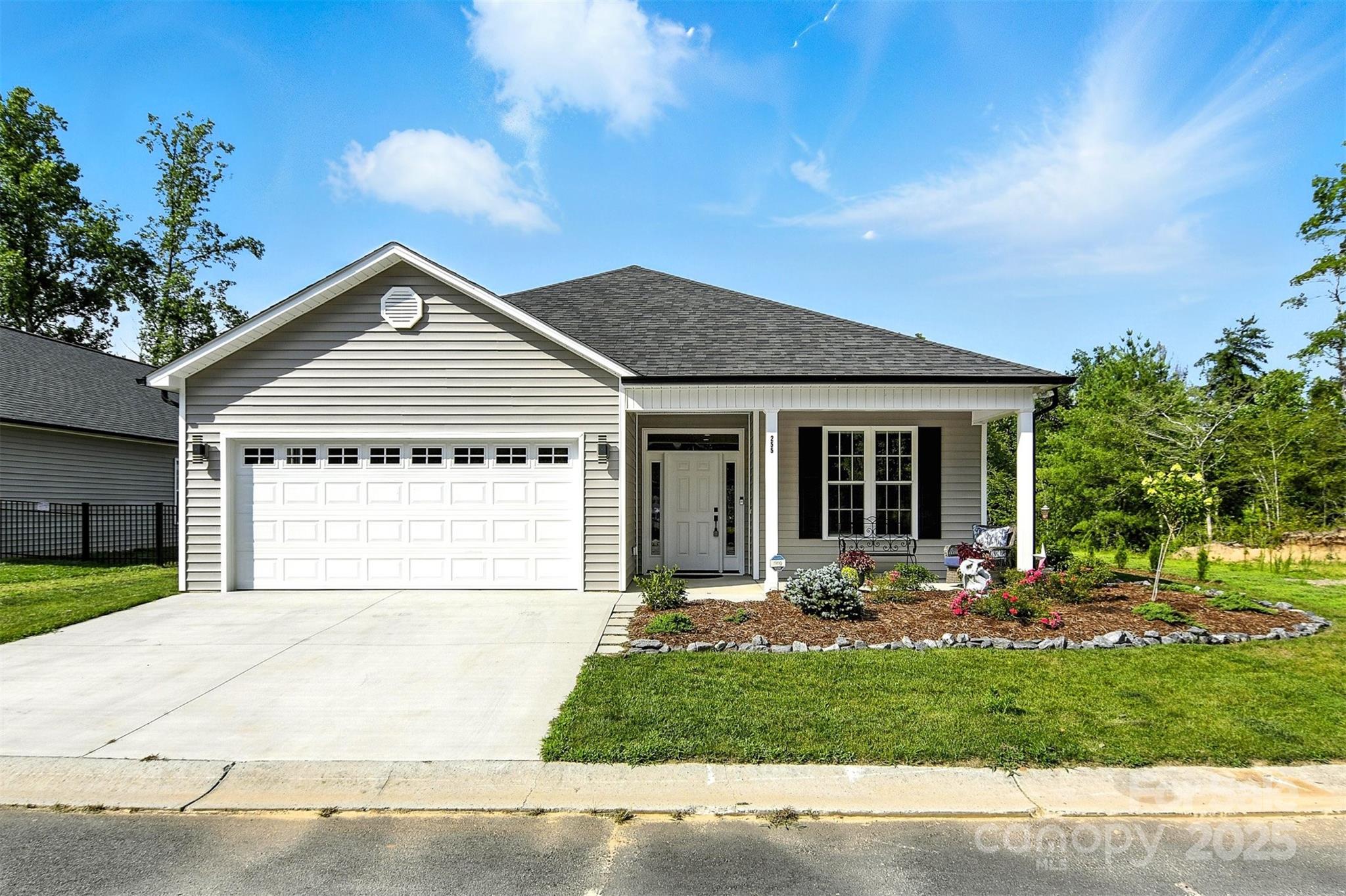 255 Eagles Landing