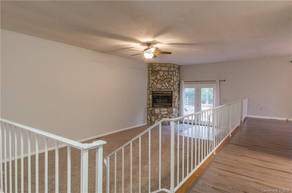 Tega Cay - Residential