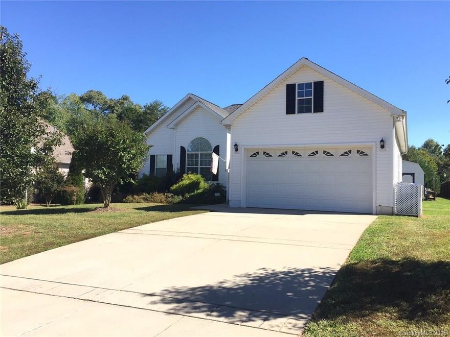 Well kept home in the heart of Troutman. Within walking distance of downtown and schools but located in a quite small neighborhood. Beautiful maple hardwoods and tile flooring. Split bedroom plan. Master bedroom/bath features trey ceiling, his/her sinks, separate shower and garden tub. Great room features gas fireplace with tile surround. Tall ceilings throughout. Walk in shower in second bath. Nice back deck with vinyl rail overlooks private backyard. Storage shed. This is a must see!