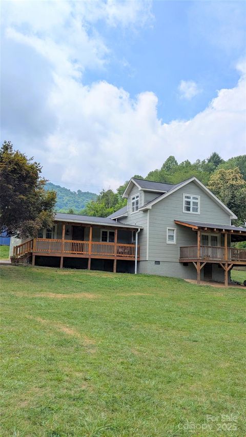 24 King Road Waynesville NC 28786