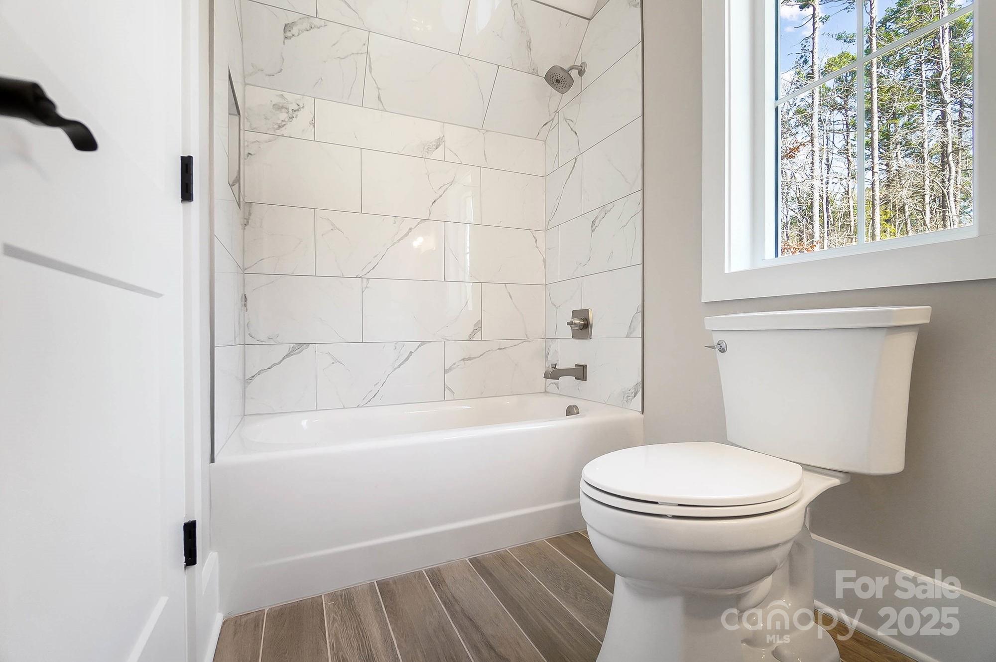 Beacon Pointe - Residential