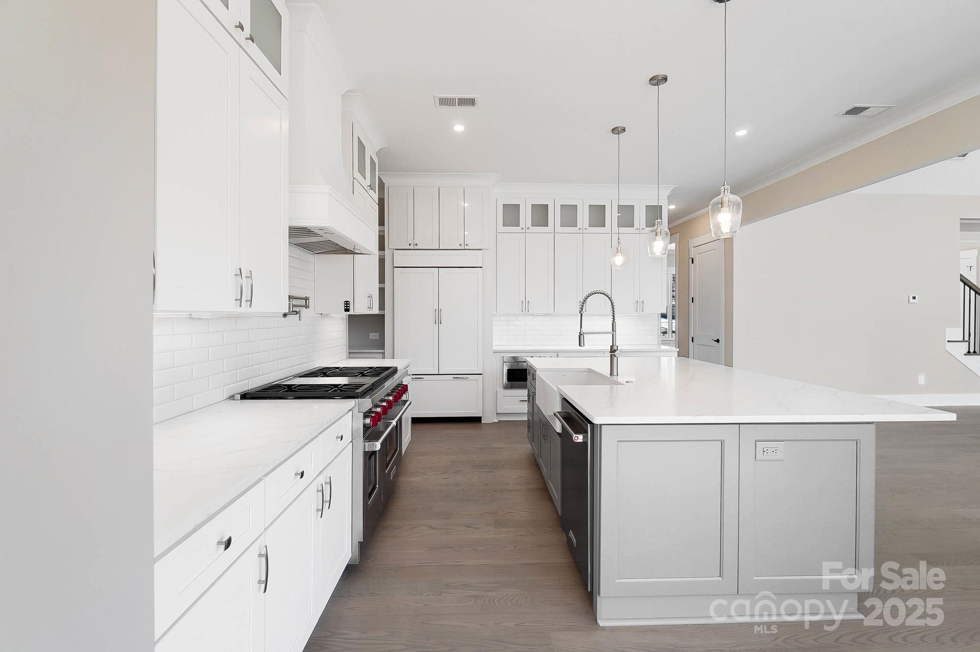 Beacon Pointe - Residential