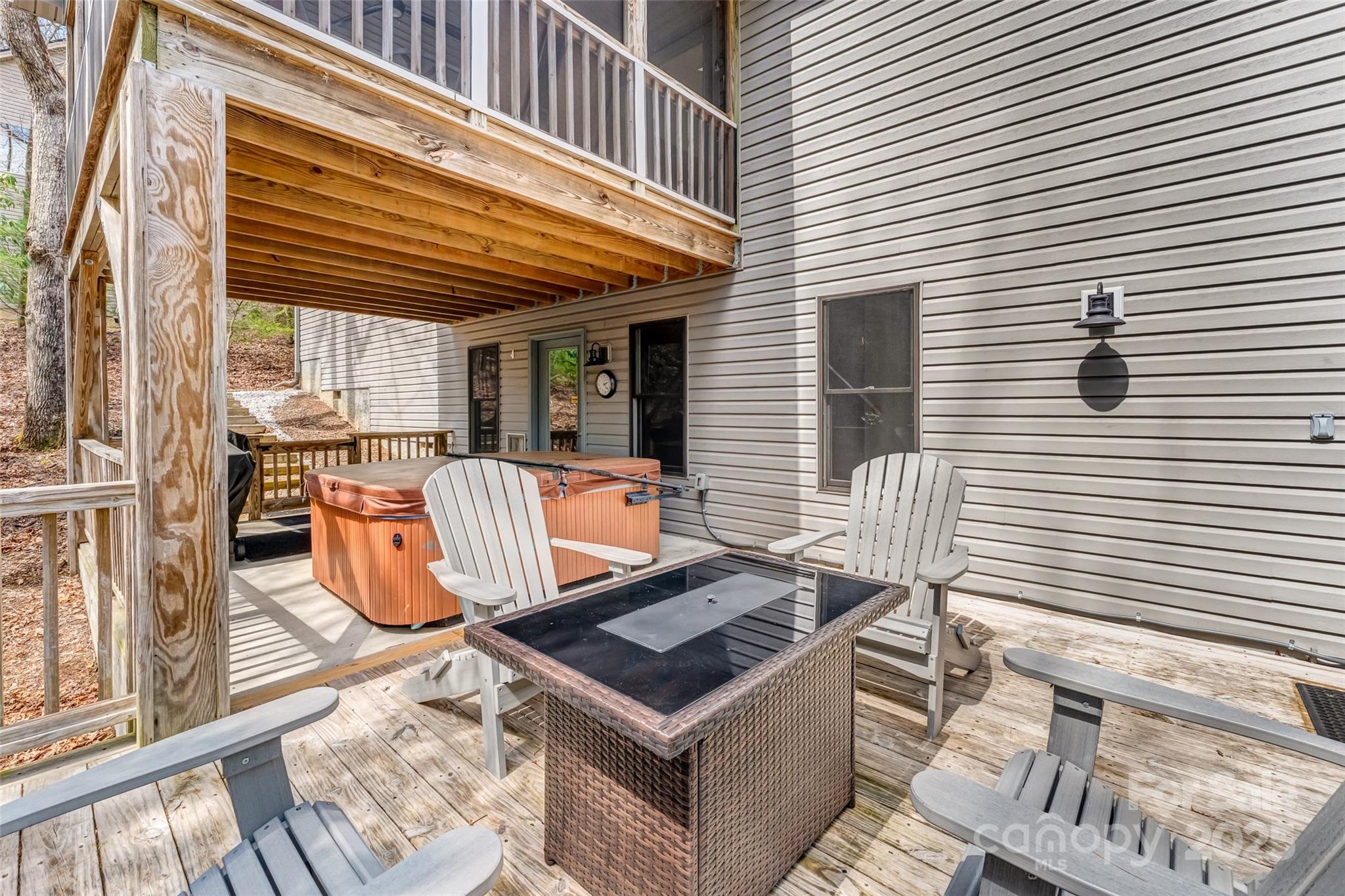 Connestee Falls - Residential