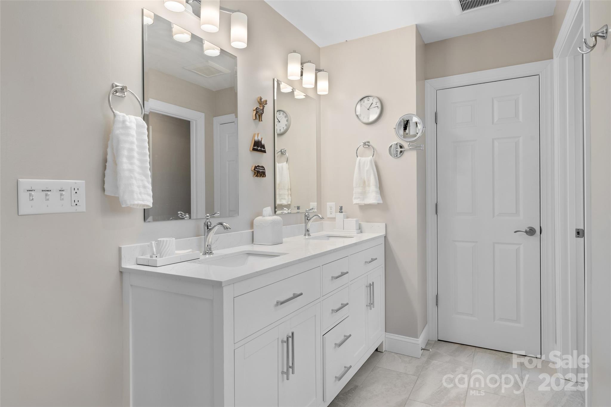 Connestee Falls - Residential